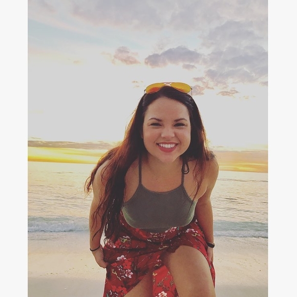 Meet your Posher, Gabbi - Picture 1 of 1